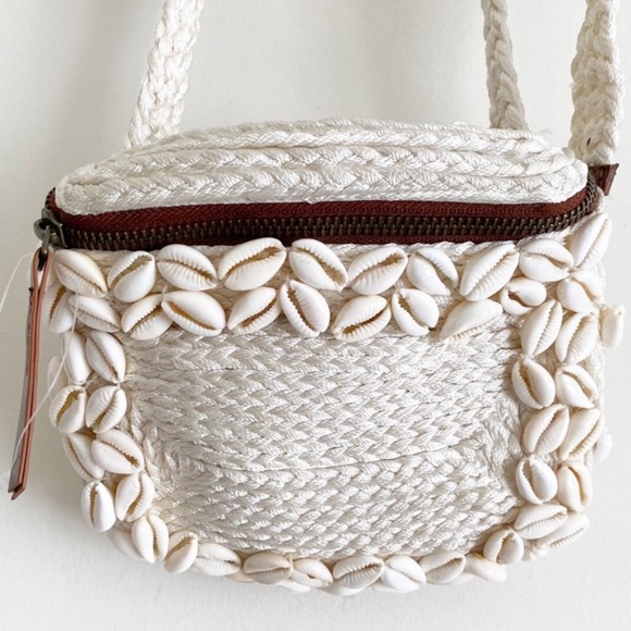 HTF Anthropologie Seashells Embellished Jules Convertible Bag - Picture 5 of 8
